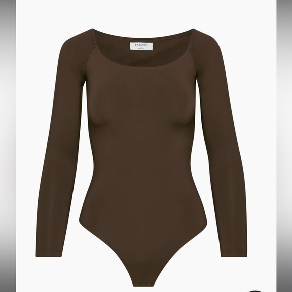 Babaton Tops - Babaton Contour Off-Shoulder Longsleeve Bodysuit NWT. 2XL. Rich chocolate brown.